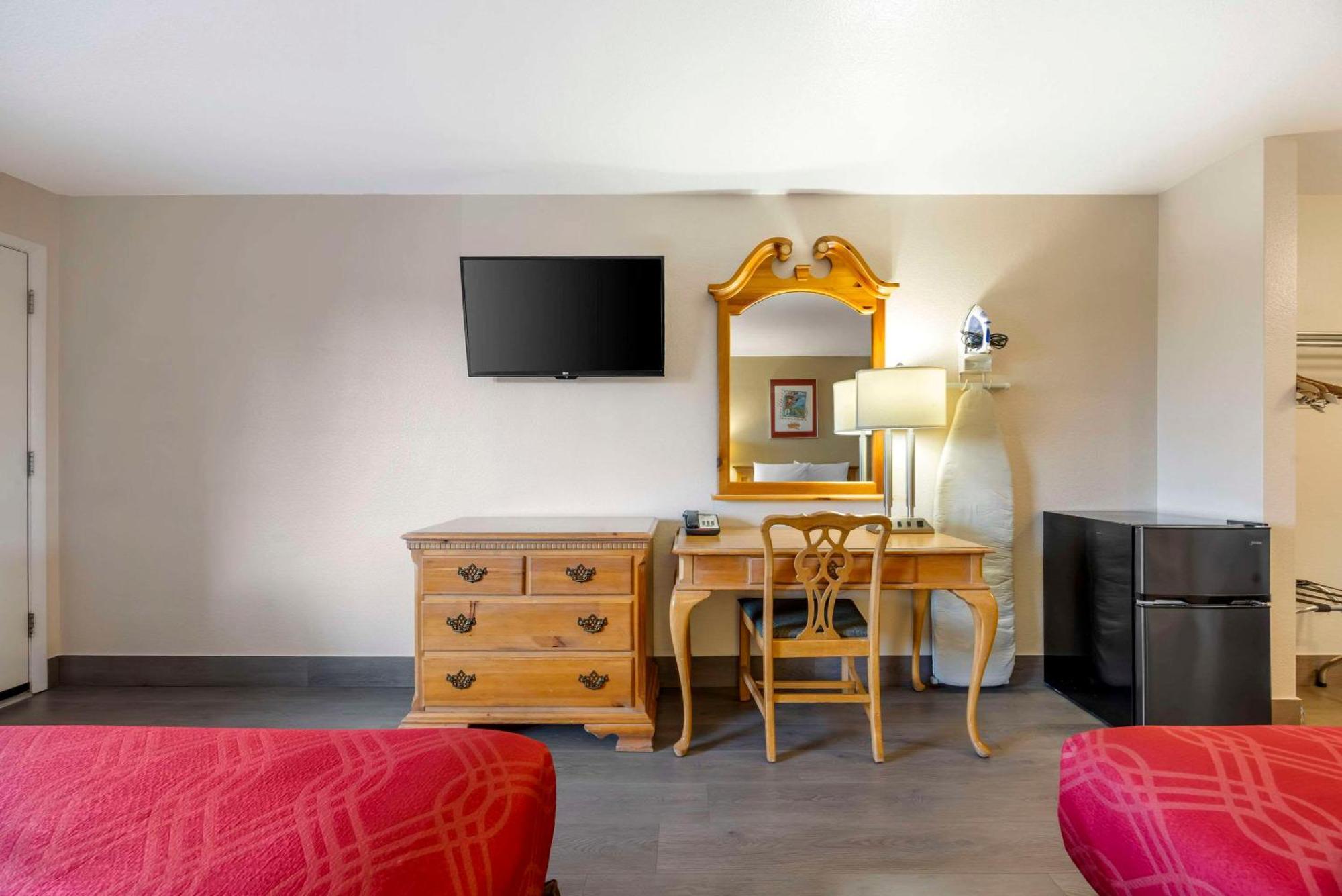 Rodeway Inn Albany Eksteriør billede