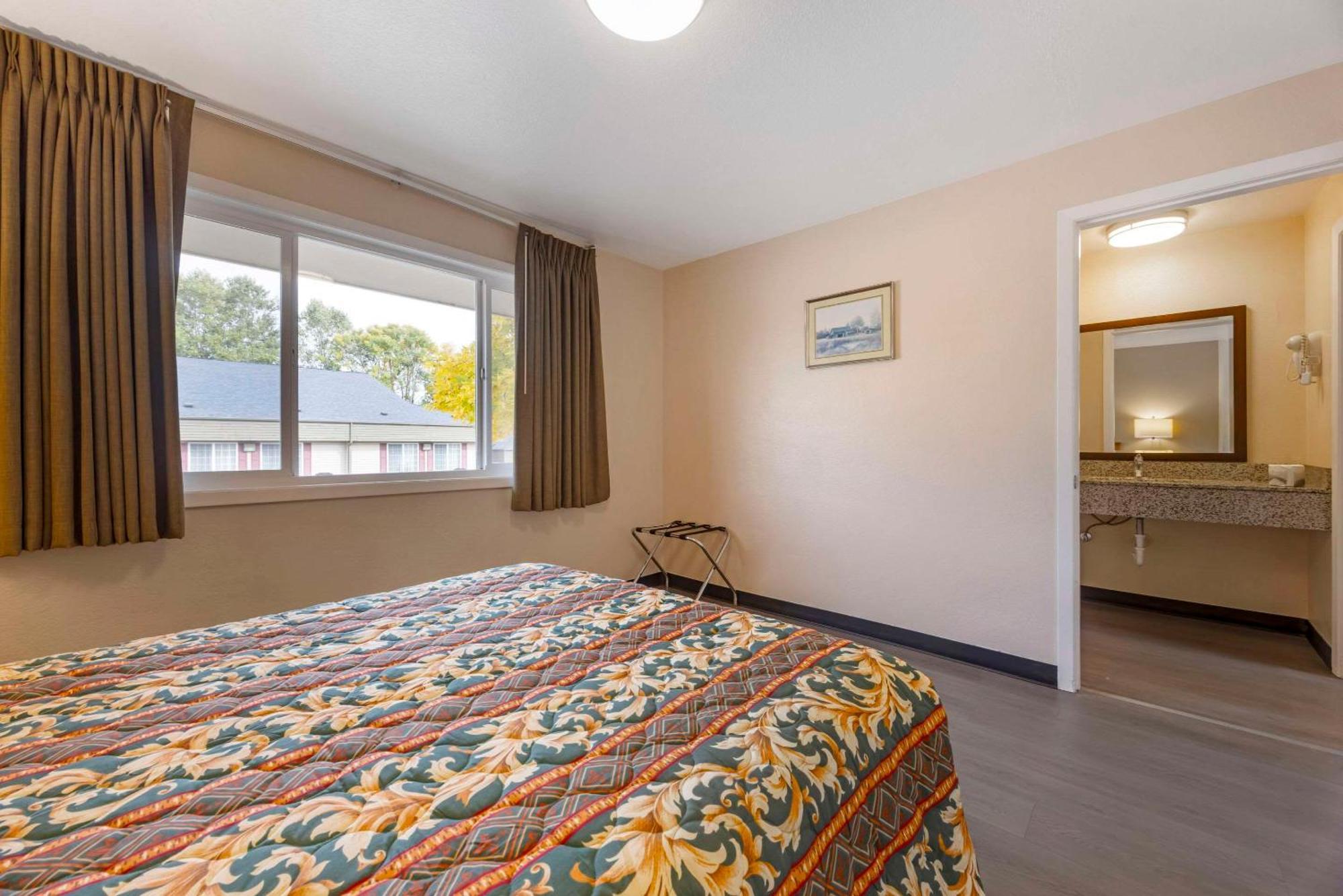 Rodeway Inn Albany Eksteriør billede