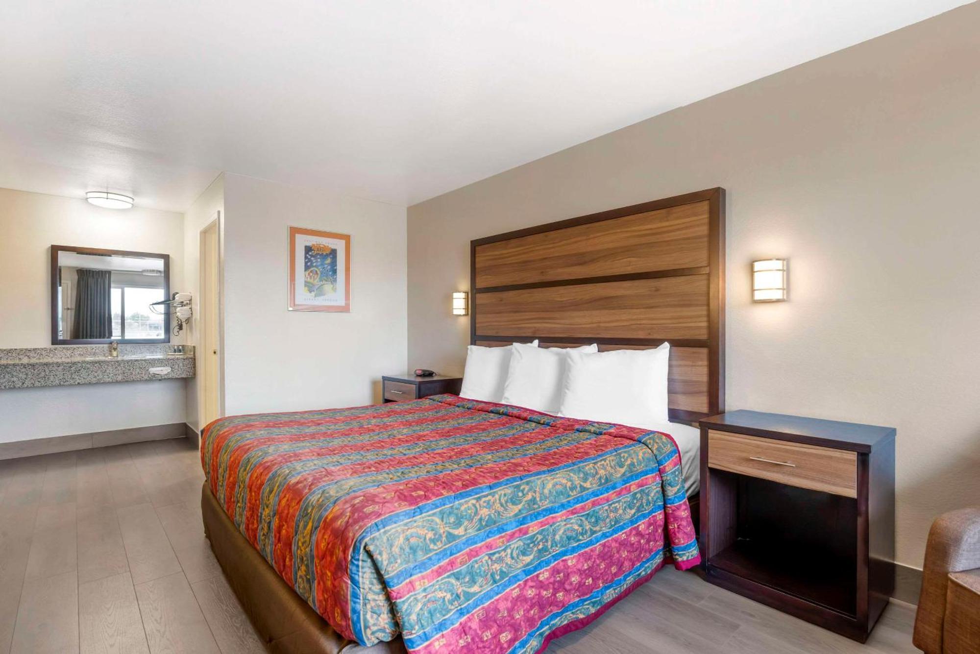 Rodeway Inn Albany Eksteriør billede